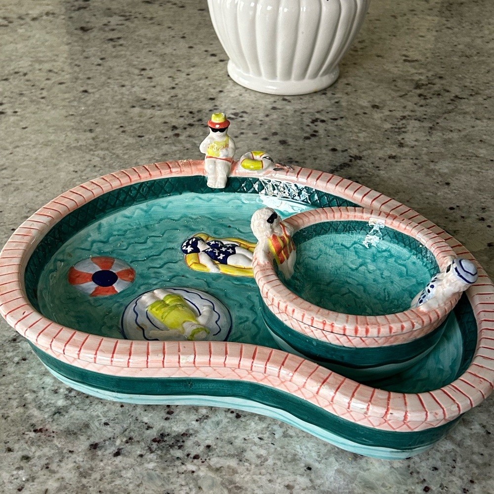 Bathing beauties vintage chip and dip set